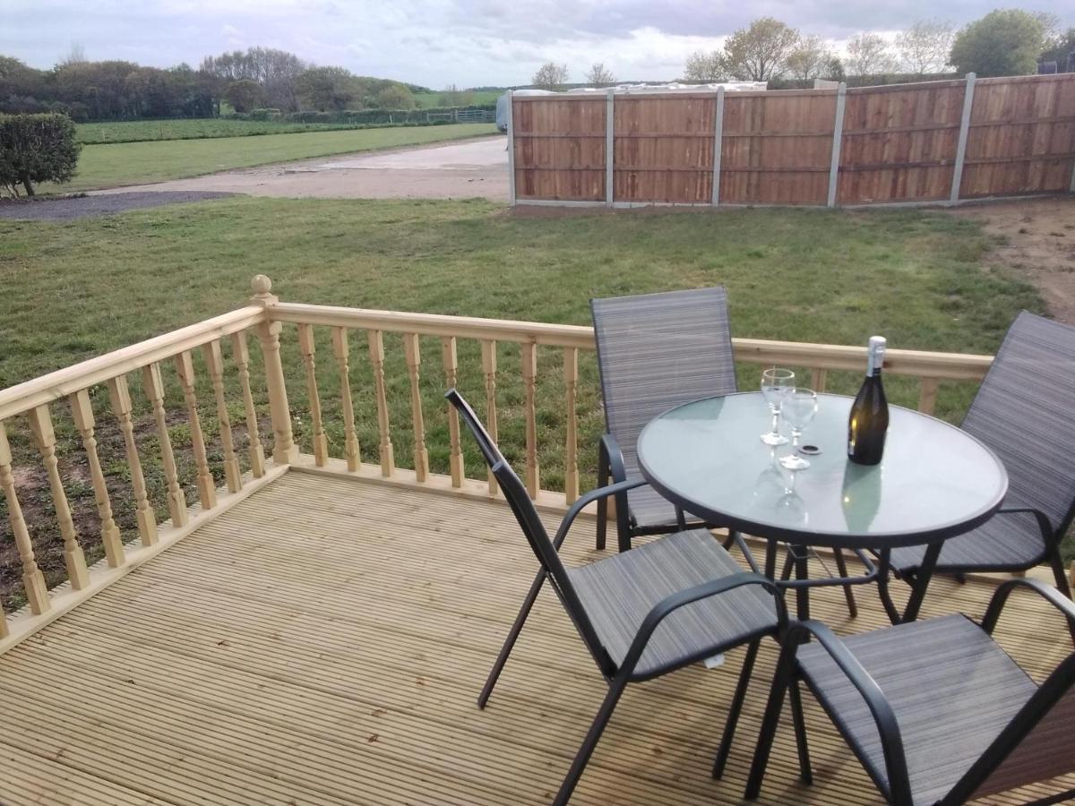 Glamping Pods Hotel Cromer Exterior photo